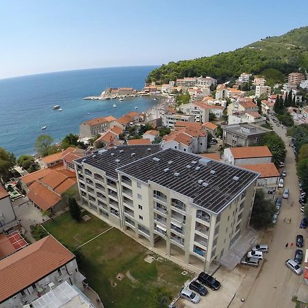欧阿匝公寓 Petrovac 外观 照片