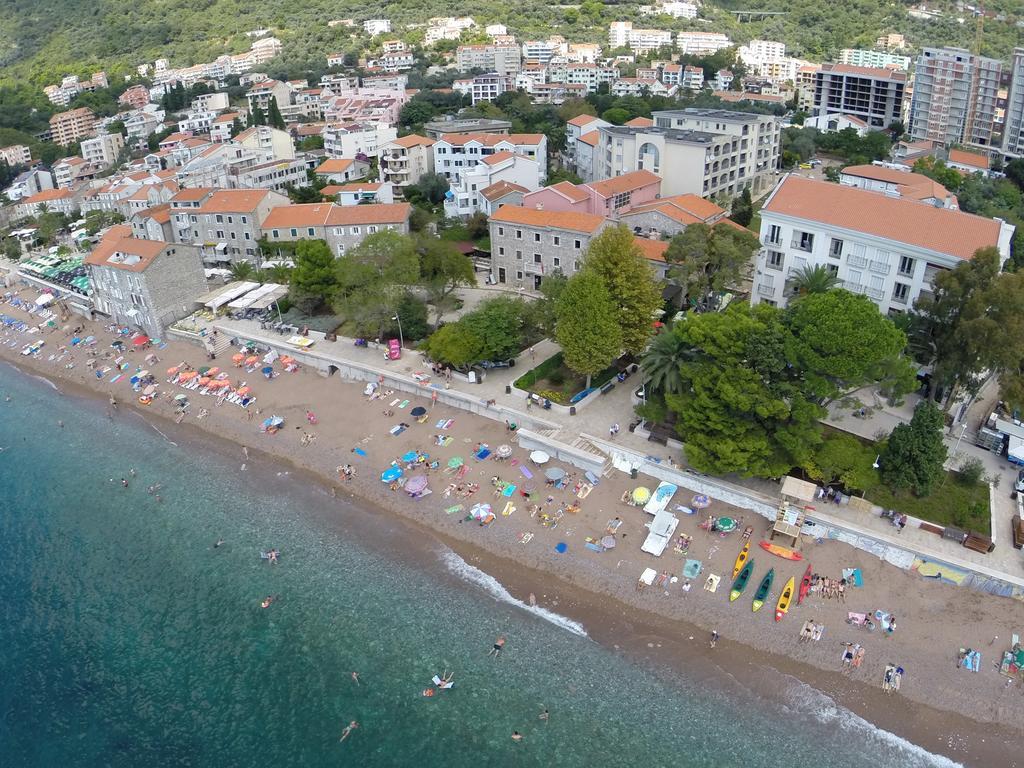 欧阿匝公寓 Petrovac 外观 照片